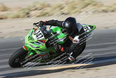 media/Sep-20-2025-Race Pace (Sat) [[d4e1b33f4d]]/Non Verified/Turn 4 Inside (8am)/